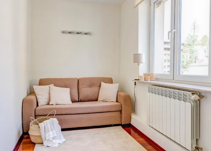 Krynica Apartamenty 100M Duzy Apartament, Salon + 3 Sypialnie Przy Deptaku