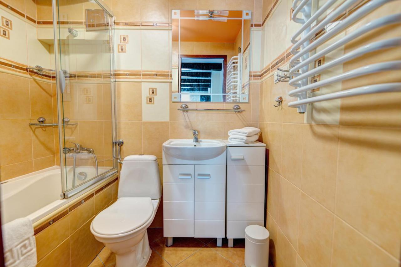 100m Duzy Apartament, Salon + 3 Sypialnie Przy Deptaku Krynica-Zdrój